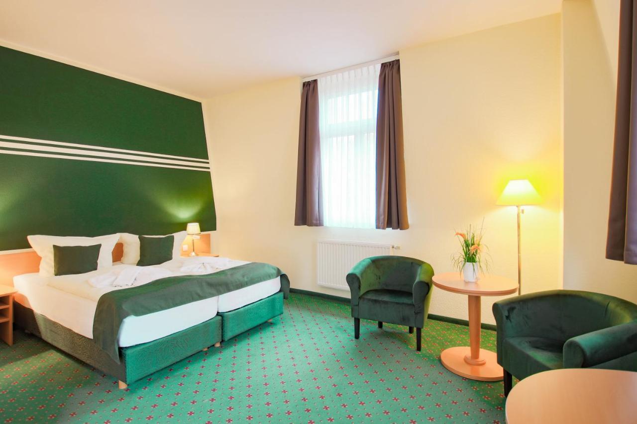 Ferien Hotel Villa Suedharz Sülzhayn エクステリア 写真