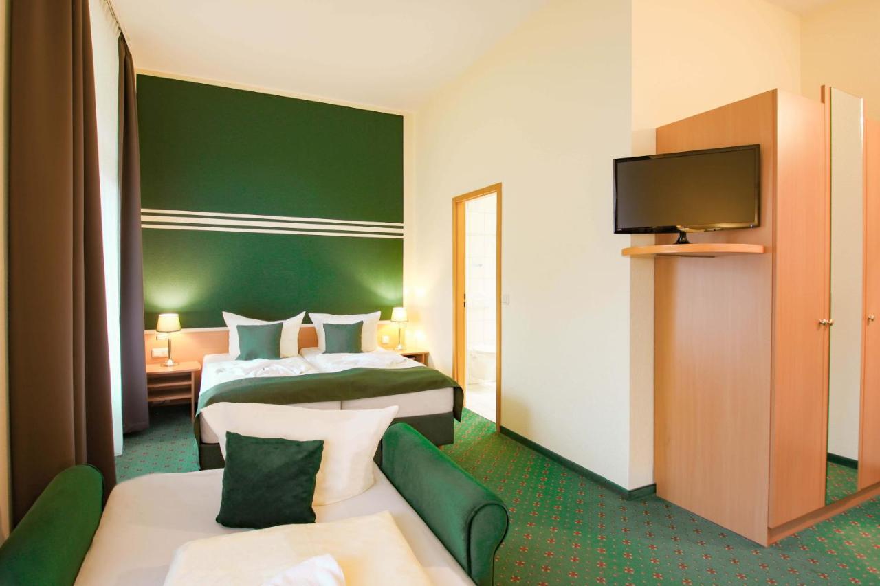 Ferien Hotel Villa Suedharz Sülzhayn エクステリア 写真