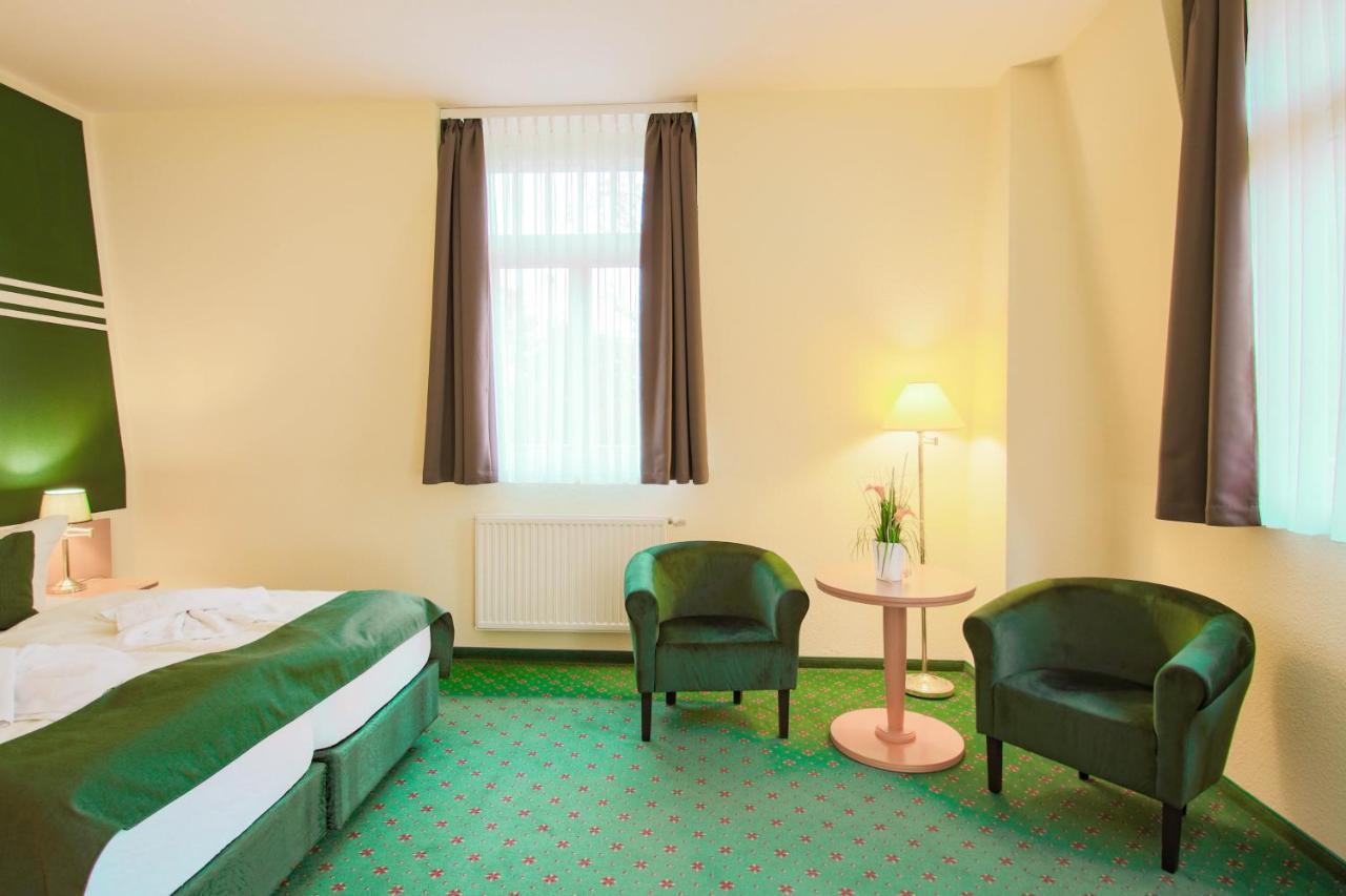 Ferien Hotel Villa Suedharz Sülzhayn エクステリア 写真