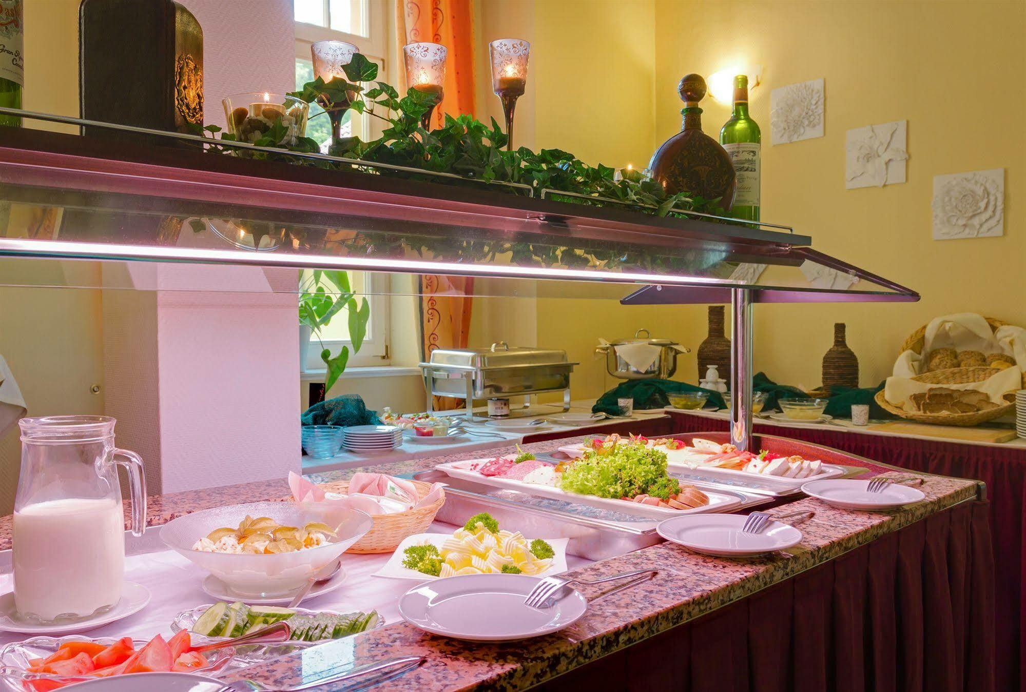 Ferien Hotel Villa Suedharz Sülzhayn エクステリア 写真